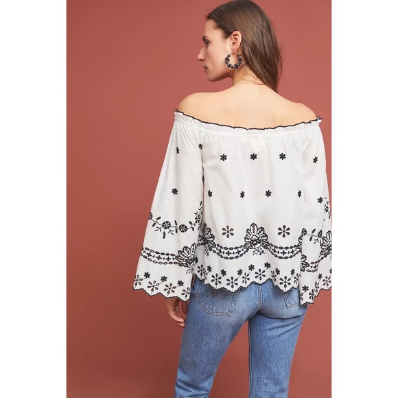 ANTHROPOLOGIE Maeve Campbell Embroidered Off-The-Shoulder Blouse 00 - Picture 4 of 8